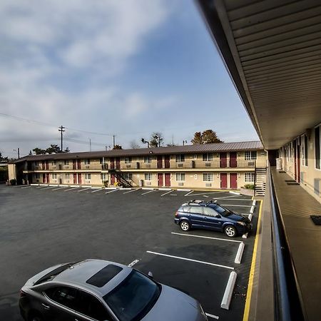 Days Inn By Wyndham Portland Central Eksteriør bilde