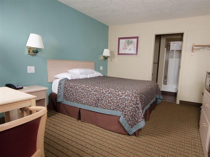 Days Inn By Wyndham Portland Central Eksteriør bilde