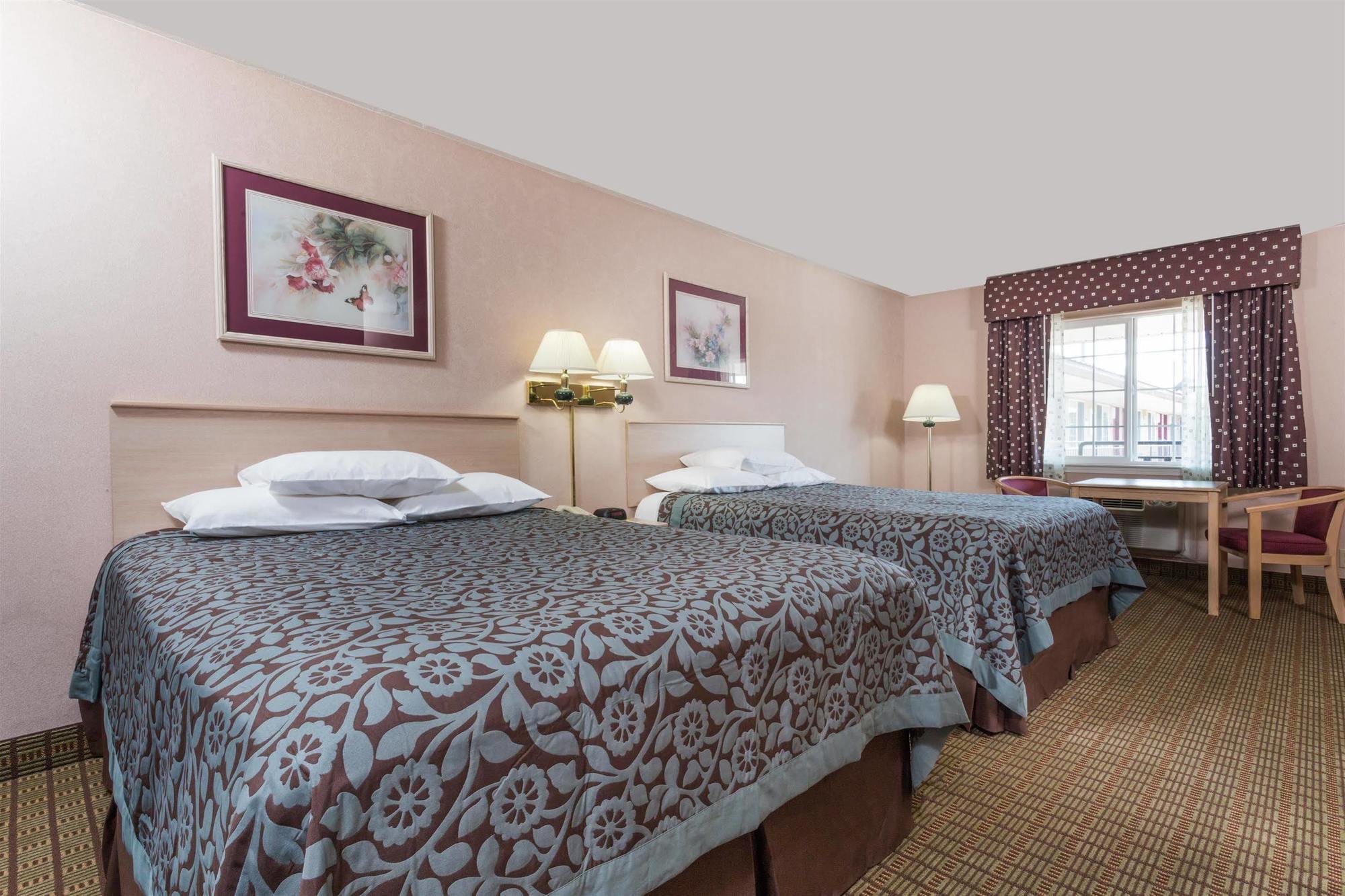 Days Inn By Wyndham Portland Central Eksteriør bilde