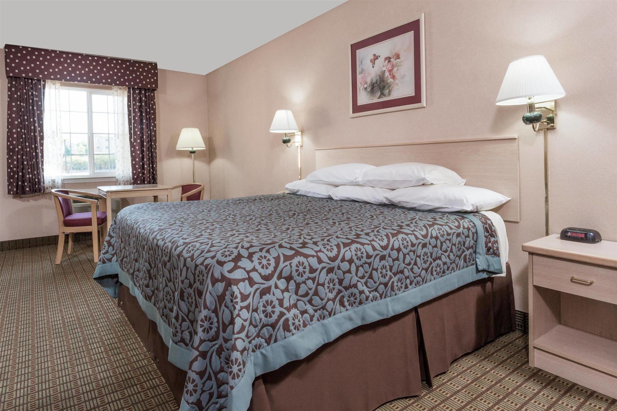 Days Inn By Wyndham Portland Central Eksteriør bilde