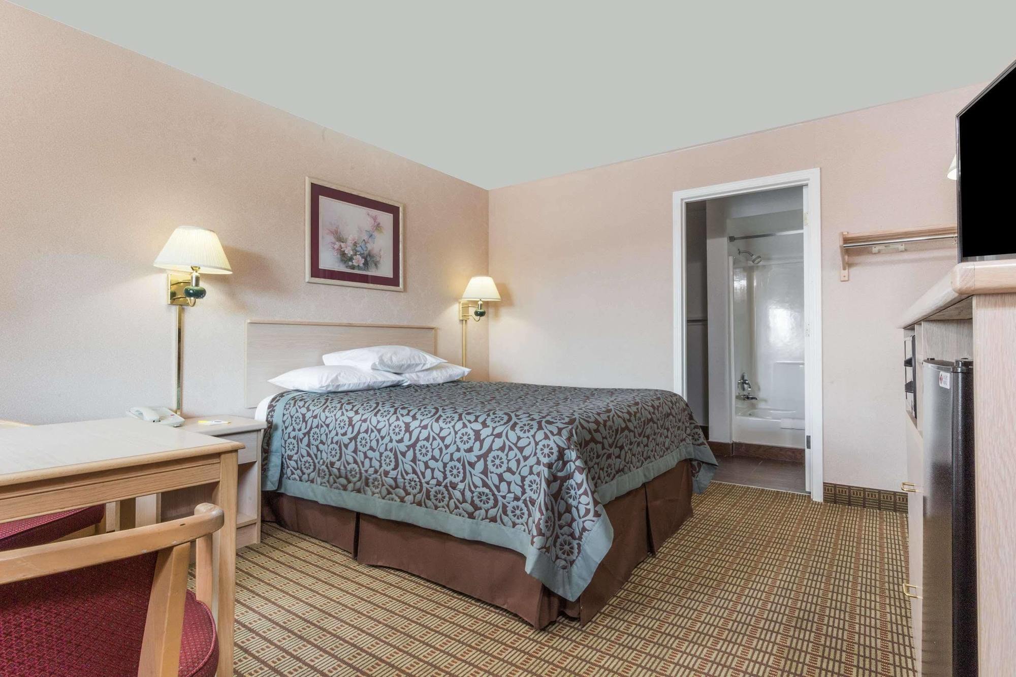 Days Inn By Wyndham Portland Central Eksteriør bilde