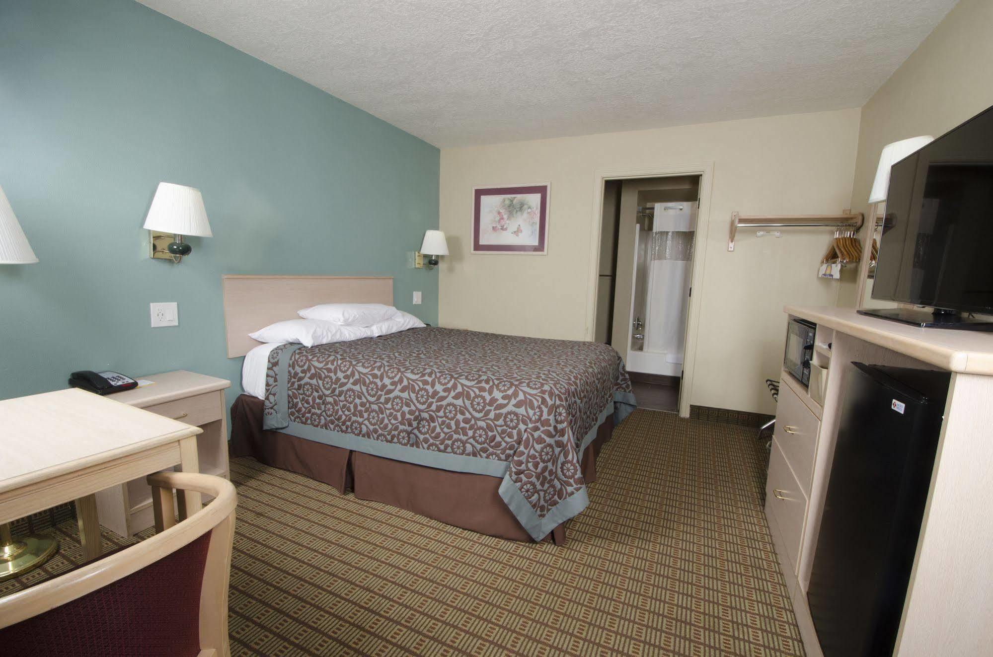 Days Inn By Wyndham Portland Central Eksteriør bilde