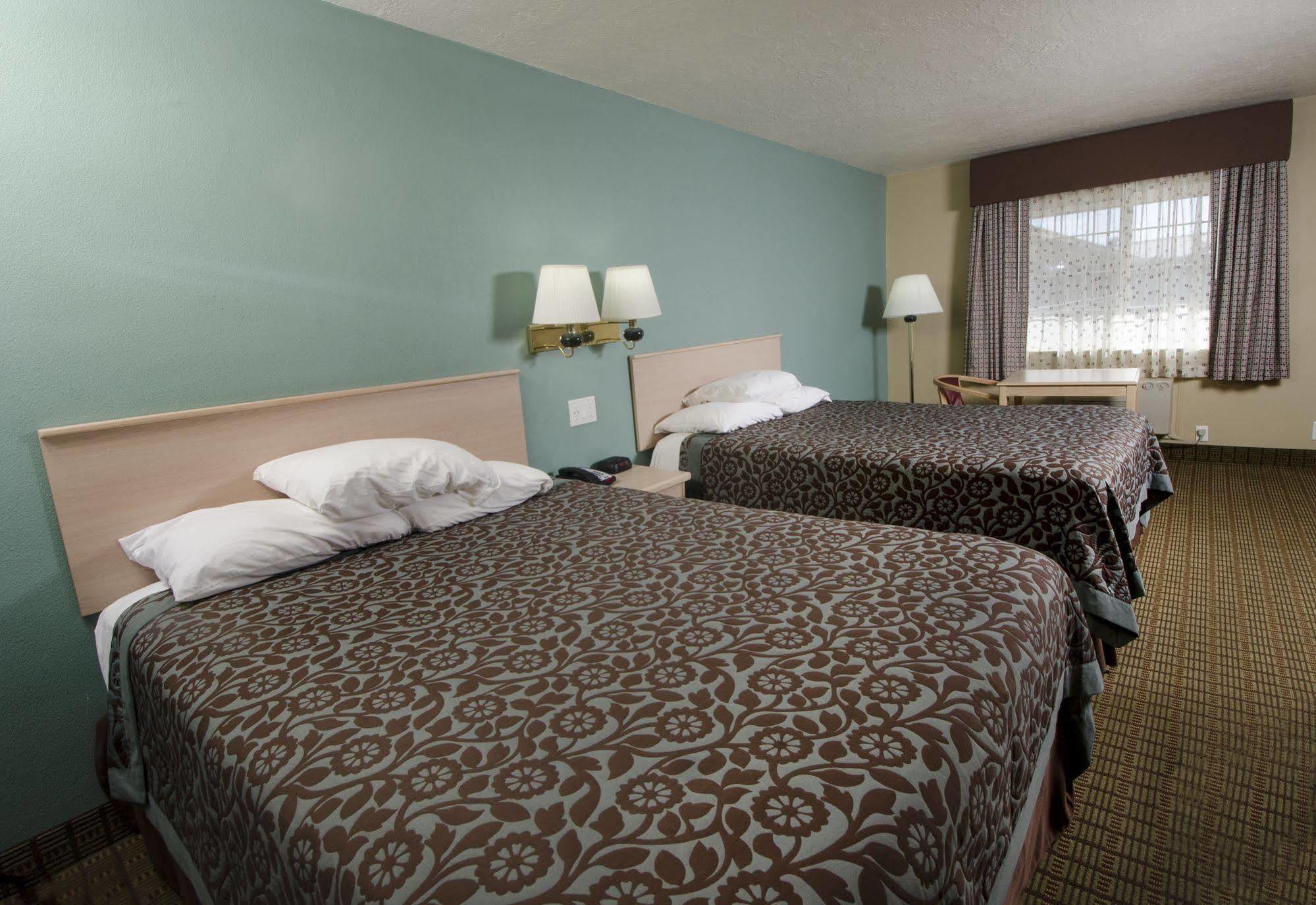 Days Inn By Wyndham Portland Central Eksteriør bilde